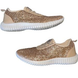 Daisy Fuentes Rose Gold Glitter Sneakers, 8